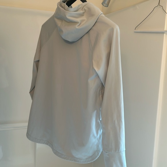 hoodie gently worn Mono B - Picture 2 of 4